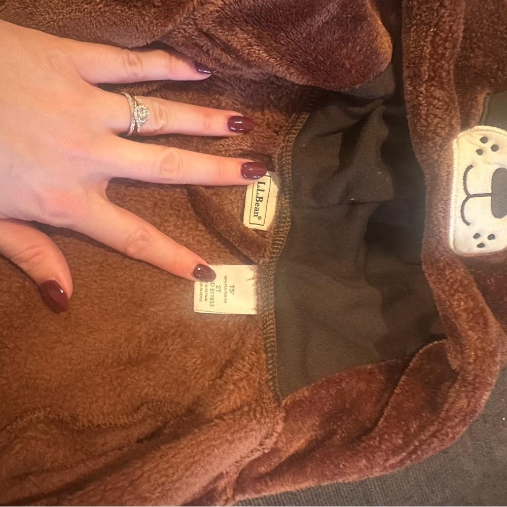 L.L. Bean Plush Brown Kids Cape - Picture 2 of 2